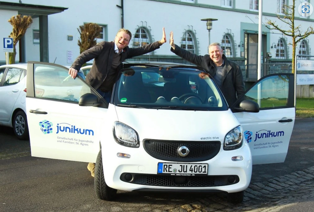 FibuNet unterstützt die gemeinnützige GmbH junikum bei ihrer Initiative für Nachhaltigkeit